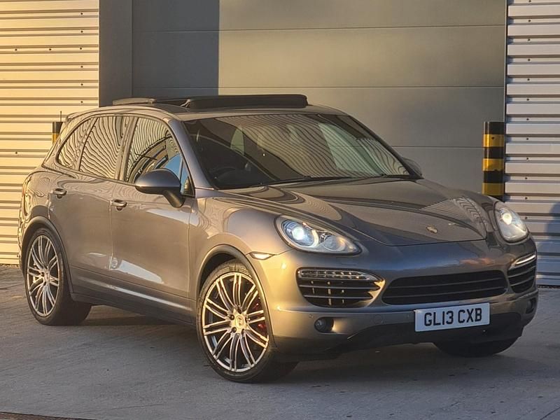 Usado Porsche Cayenne 245 HP (180 kW) 2013 Cinzento SUV