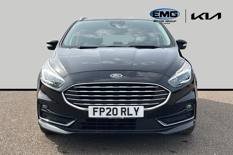 Used Ford S-MAX Titanium 150 HP (110 kW) 2020 Black MPV
