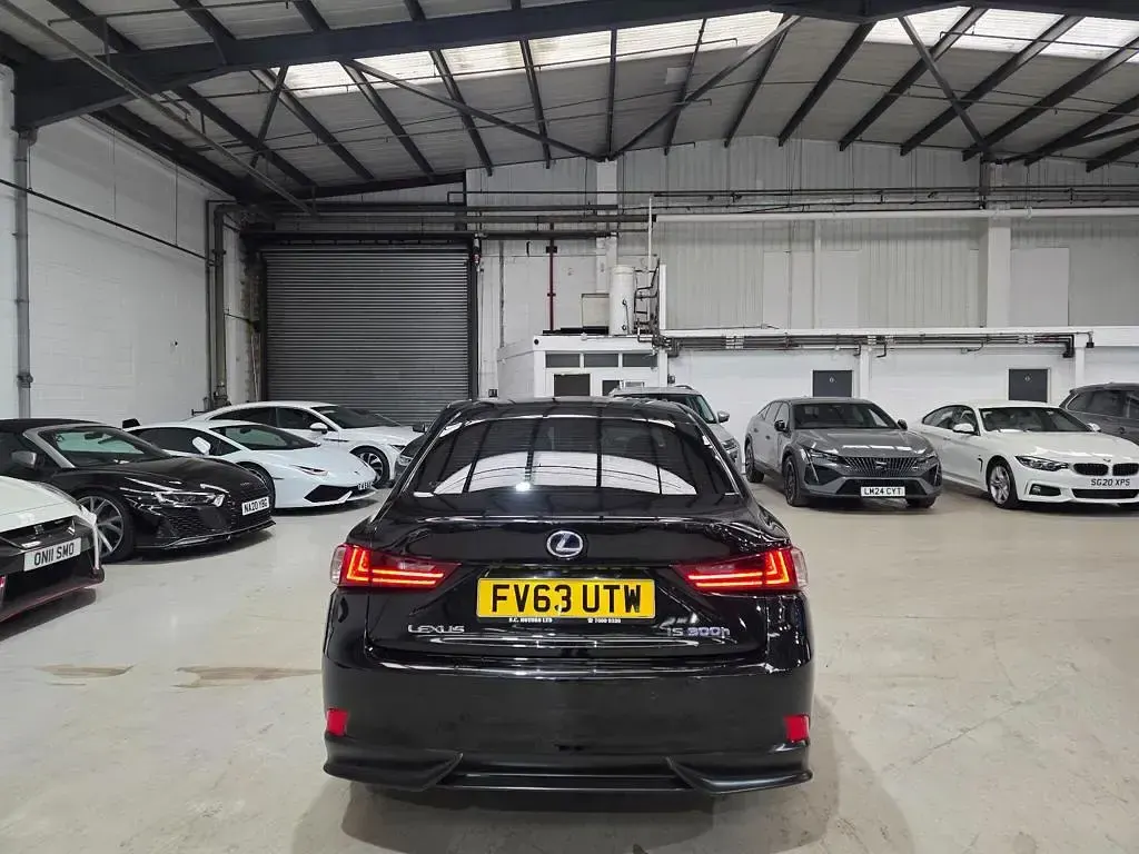 Used Lexus IS300h 2014 Black Sedan