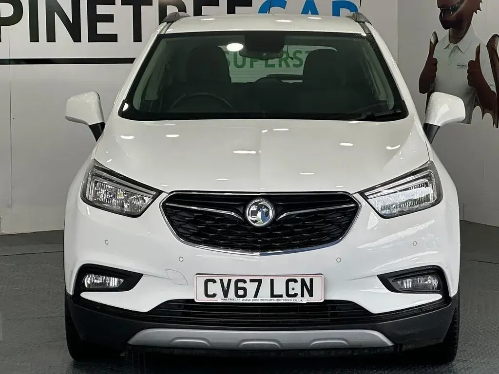 Used Vauxhall Mokka X Active 140 HP (102 kW) 2017 White SUV