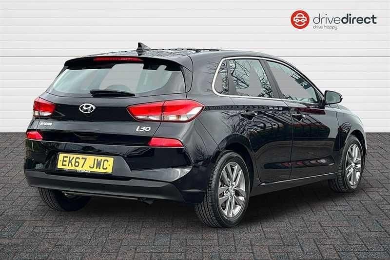 Used Hyundai i30 SE 120 HP (88 kW) 2017 Black Hatchback