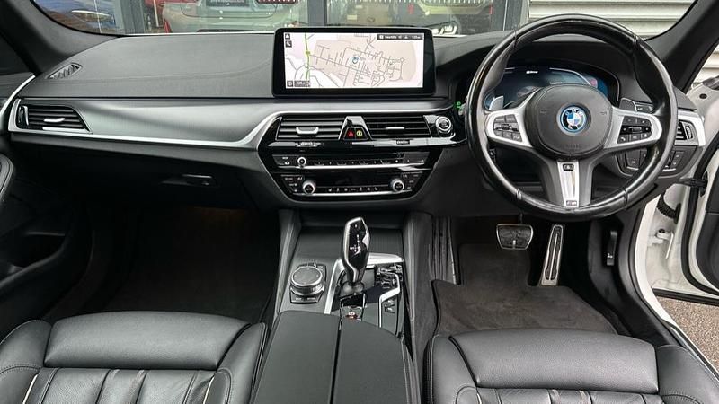 Used BMW 545e M Sport 389 HP (286 kW) 2022 White