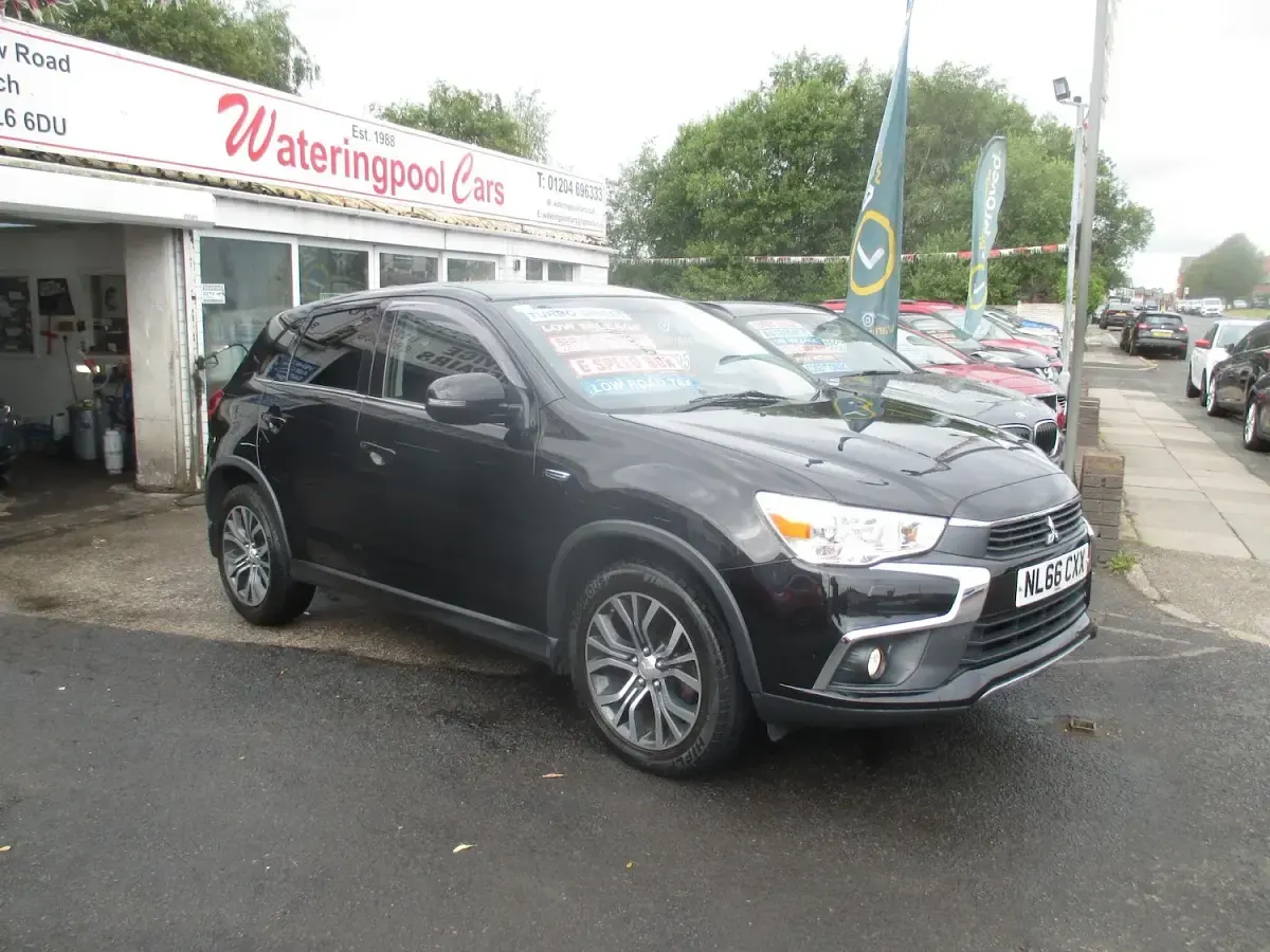 Used Mitsubishi ASX 114 HP (83 kW) 2016 Black SUV