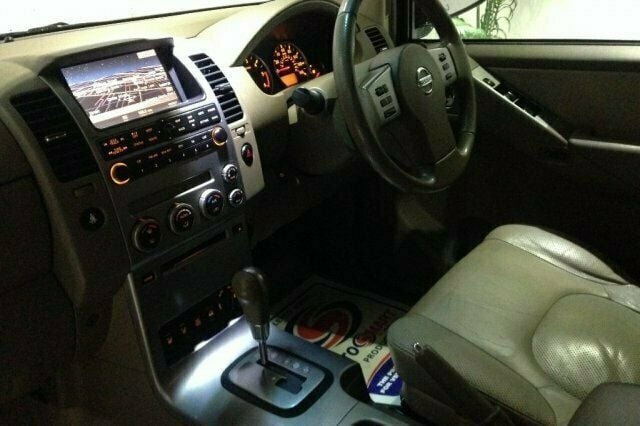 Used Nissan Pathfinder 174 HP (127 kW) 2005 SUV