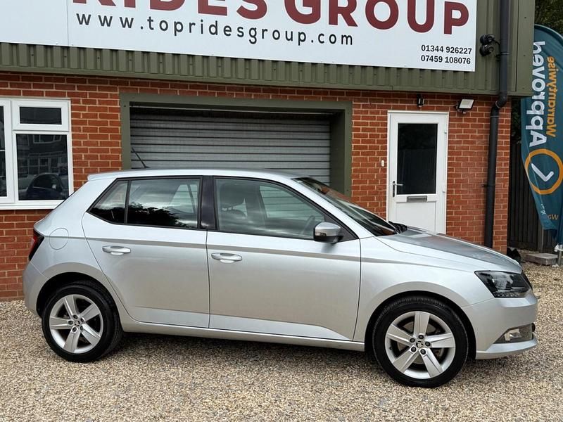 Used Skoda Fabia SE L 110 HP (80 kW) 2016 Silver Hatchback