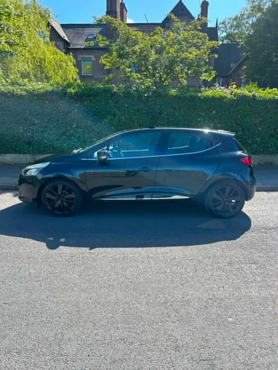 Used Renault Clio Dynamique 2015 Black Hatchback