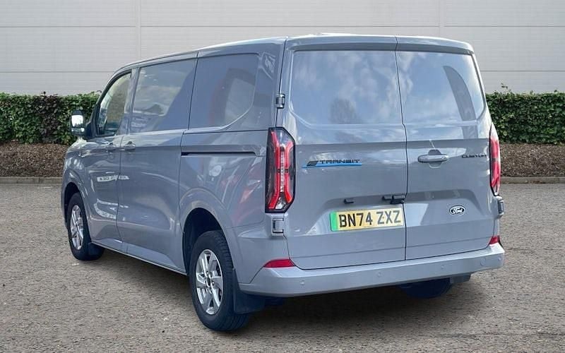 Used Ford Transit Limited 100 kW (136 HP) 2025 Van