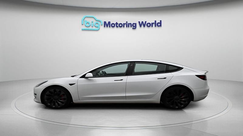 Used Tesla Model 3 Performance 461 kW (627 HP) 2022 White Sedan