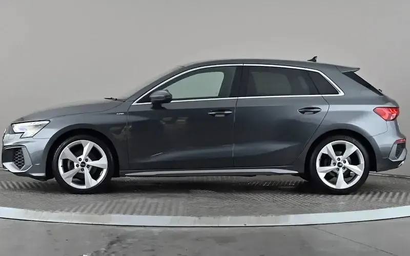 Used Audi A3 Sportback S-Line 150 HP (110 kW) 2024 Hatchback