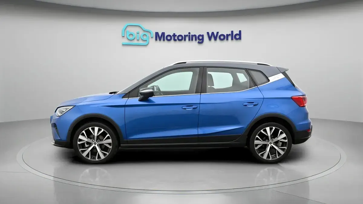 Used Seat Arona Xperience Lux 116 HP (85 kW) 2024 Blue SUV