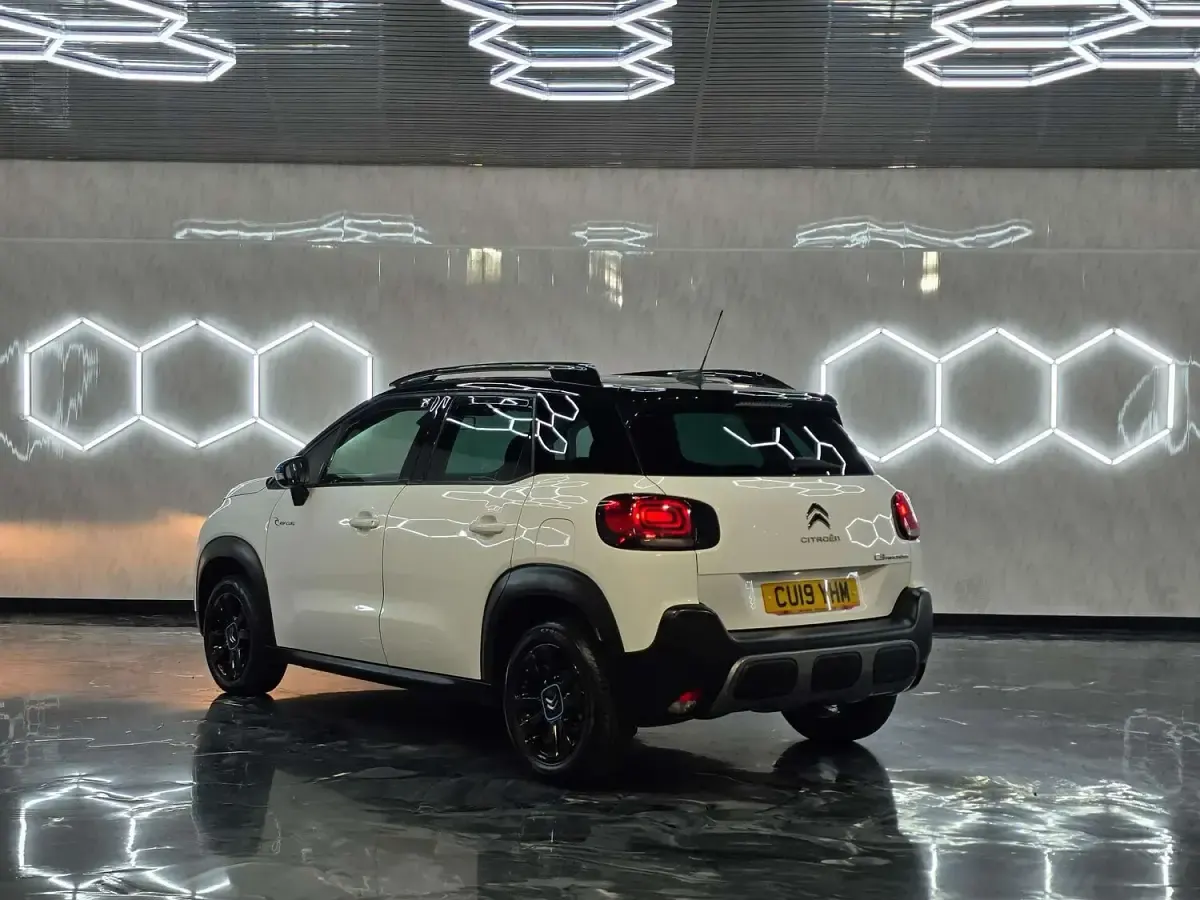 Used Citroën C3 Aircross Rip Curl 110 HP (80 kW) 2019 White SUV
