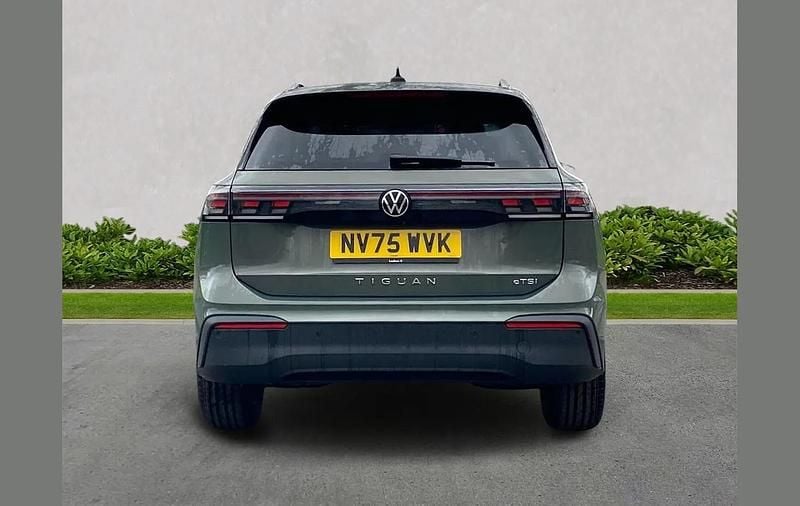 New VW Tiguan Match 150 HP (110 kW) 2026 Green SUV