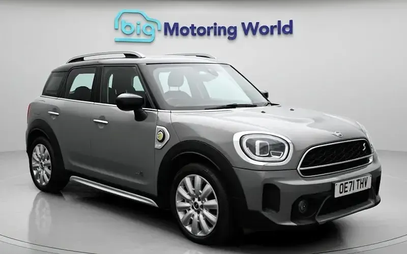 Begagnad Mini Cooper S Classic 220 HK (161 kW) 2022 Halvkombi