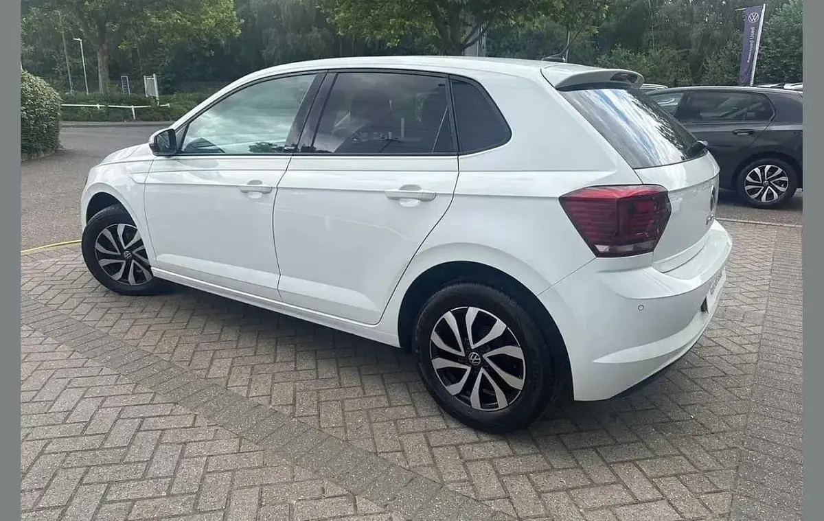 Used VW Polo Active 95 HP (69 kW) 2021 White Hatchback