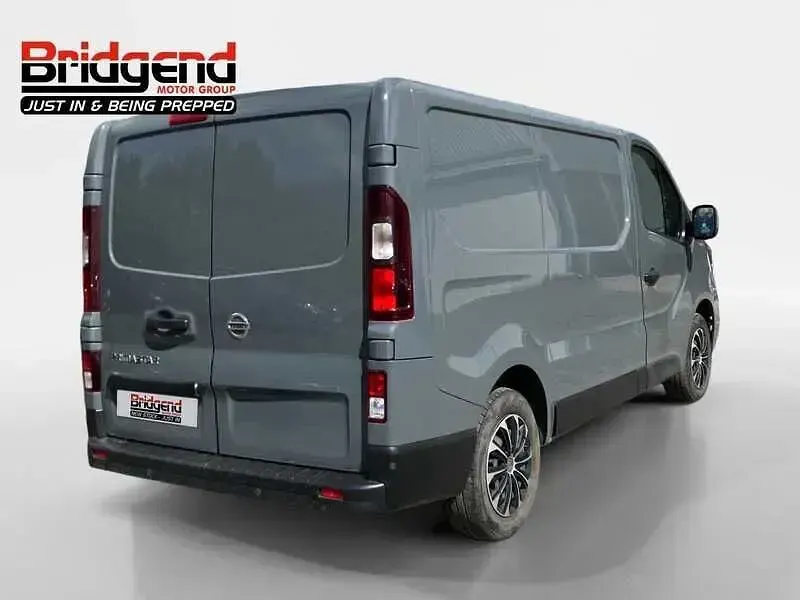 Used Nissan Primastar Acenta 110 HP (80 kW) 2023 Grey MPV