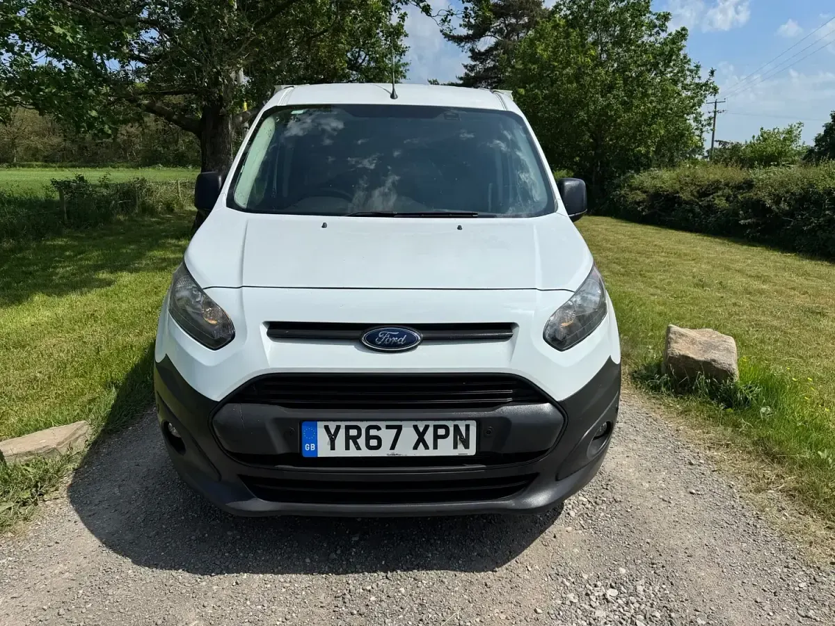 Used Ford Transit 100 HP (73 kW) 2017 White Van