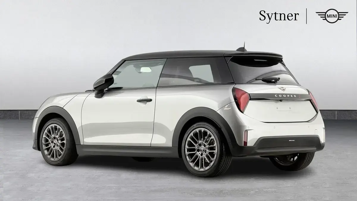 Used Mini Cooper S Hatch 201 HP (147 kW) 2024 Silver Hatchback