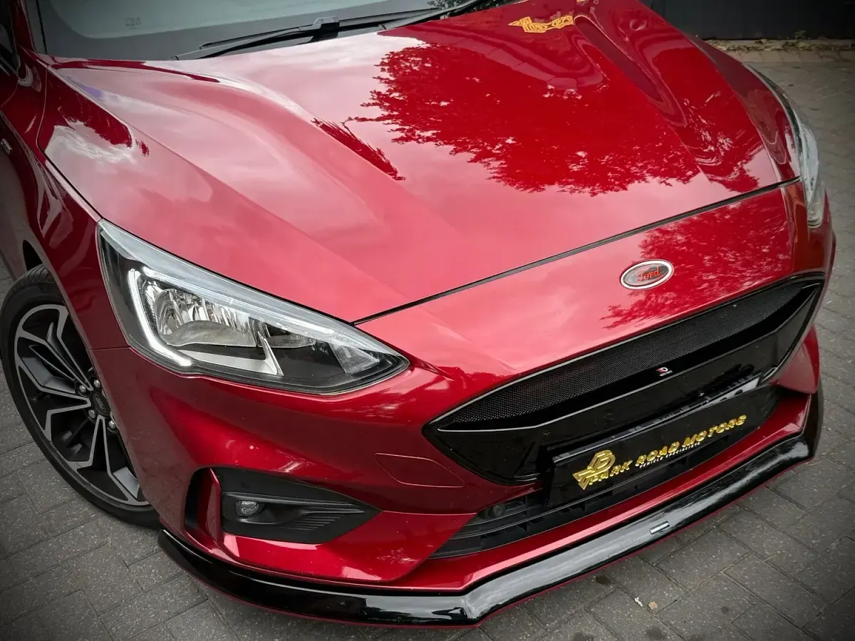 Used Ford Focus ST-Line X 120 HP (88 kW) 2019 Red Hatchback