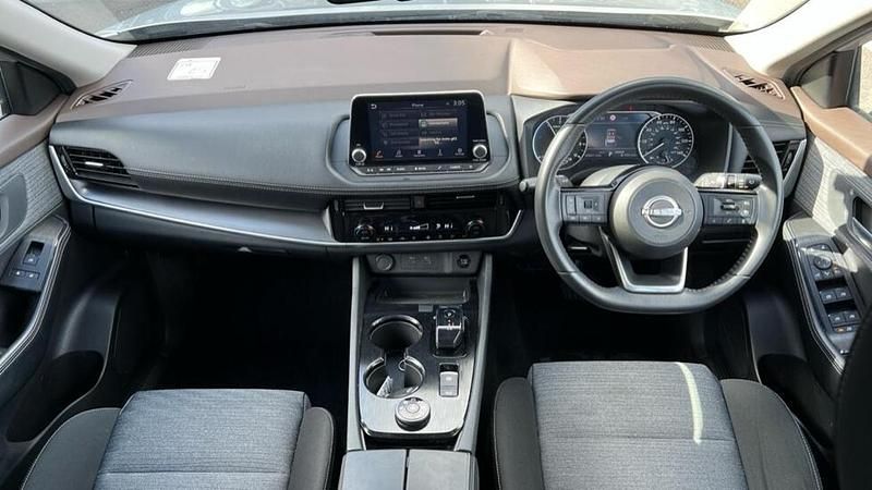 Used Nissan X-Trail Acenta Premium 210 HP (154 kW) 2024 Black SUV