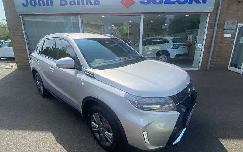 Used Suzuki Vitara 116 HP (85 kW) 2025 Silky silver SUV