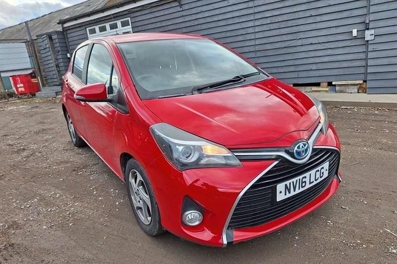 Used 2016 Toyota Yaris Hybrid | £6,495 - Image 1/1
