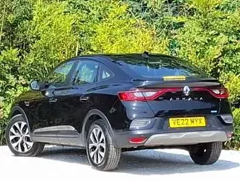 Used Renault Arkana Iconic 142 HP (104 kW) 2022 Black SUV