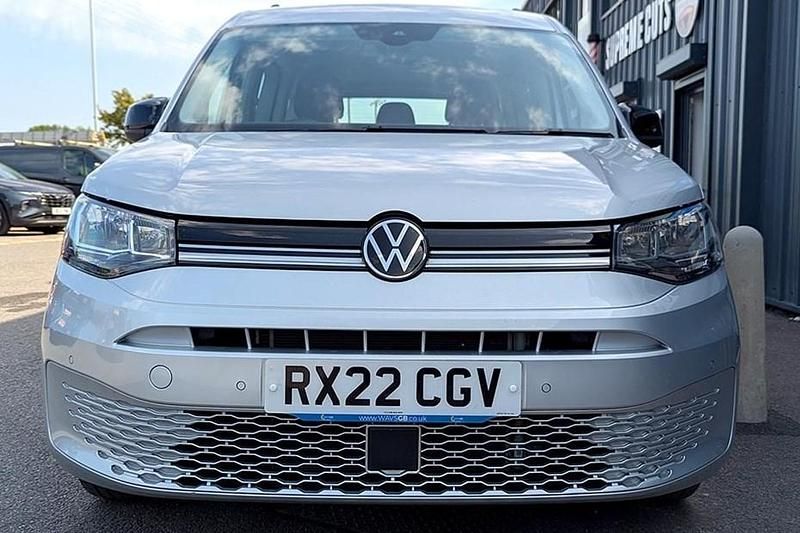 Silver Used 2022 VW Caddy Maxi Life MPV | £29,995 (Expensive) - Image 1/1