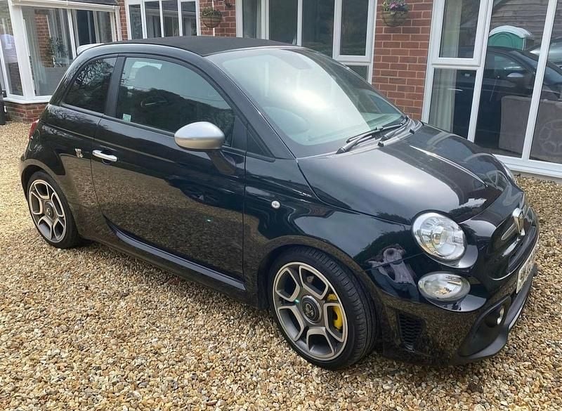 Used Abarth 595C Turismo 165 HP (121 kW) 2022 Black Cabriolet