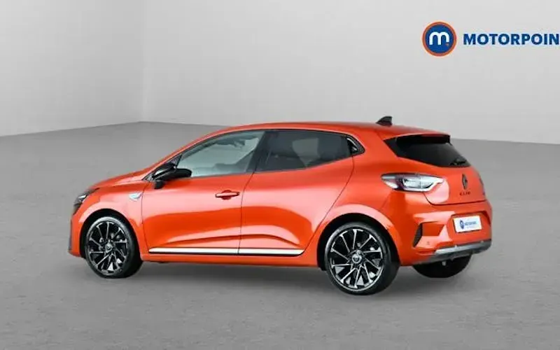 Used Renault Clio Esprit Alpine 143 HP (105 kW) 2025 Hatchback