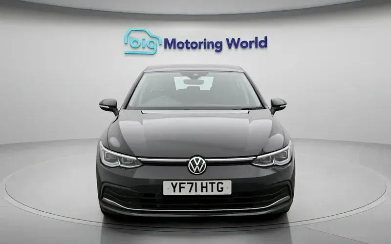 Used VW Golf VIII Style 131 HP (96 kW) 2024 Hatchback