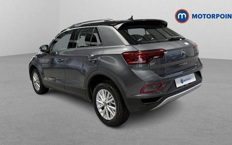 Used VW T-Roc Life 150 HP (110 kW) 2025 SUV