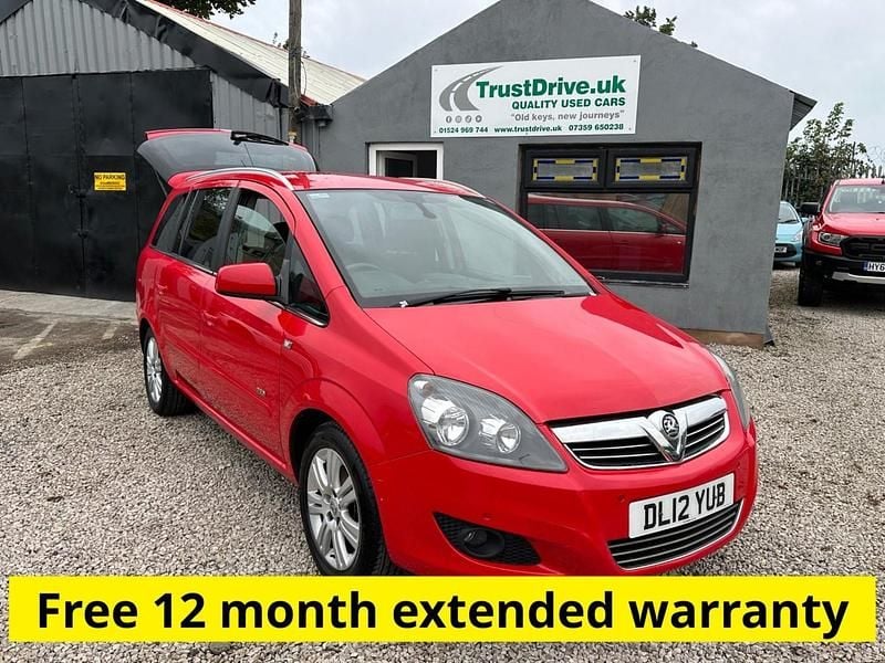 Red Used 2012 Vauxhall Zafira Design Edition MPV | £2,495 (Good price) - Image 1/4