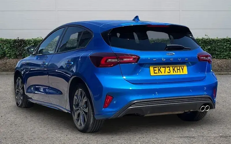 Used Ford Focus ST-Line 125 HP (91 kW) 2023 Blue Hatchback