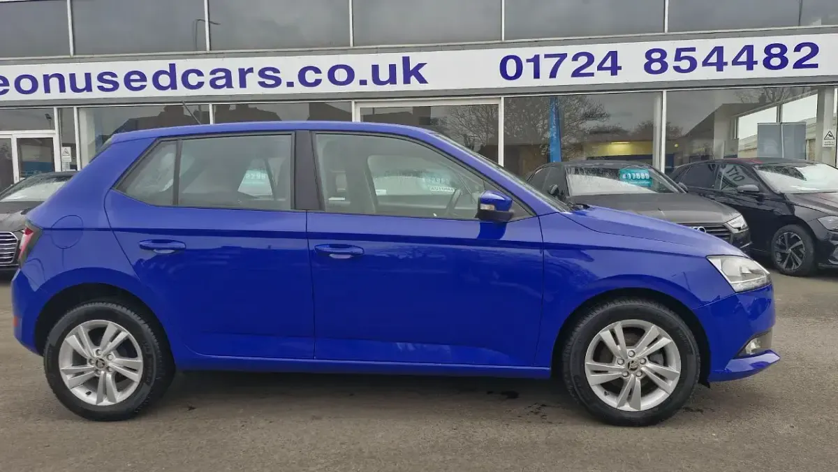 Used Skoda Fabia SE 60 HP (44 kW) 2021 Blue Hatchback