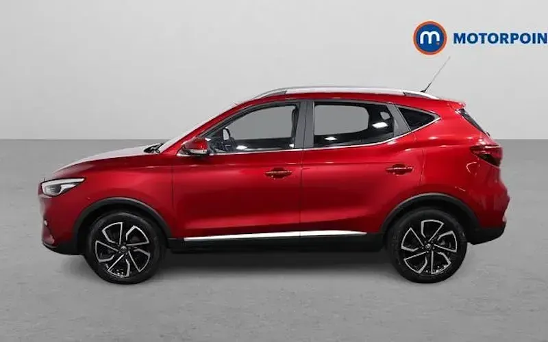 Used MG ZS Exclusive 106 HP (77 kW) 2023 Red SUV