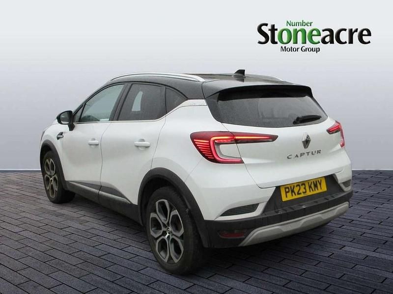 Second-hand Renault Captur Techno 91 CP (66 kW) 2023 Alb SUV