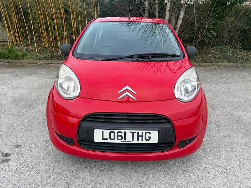Used Citroën C1 VTR Sport 68 HP (50 kW) 2011 Red Hatchback
