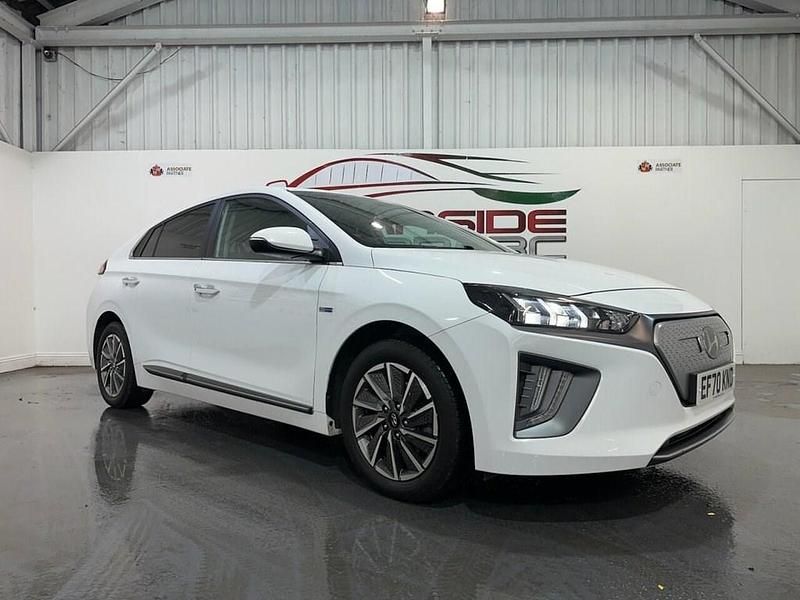 Used Hyundai Ioniq Premium 100 kW (136 HP) 2020 White Hatchback