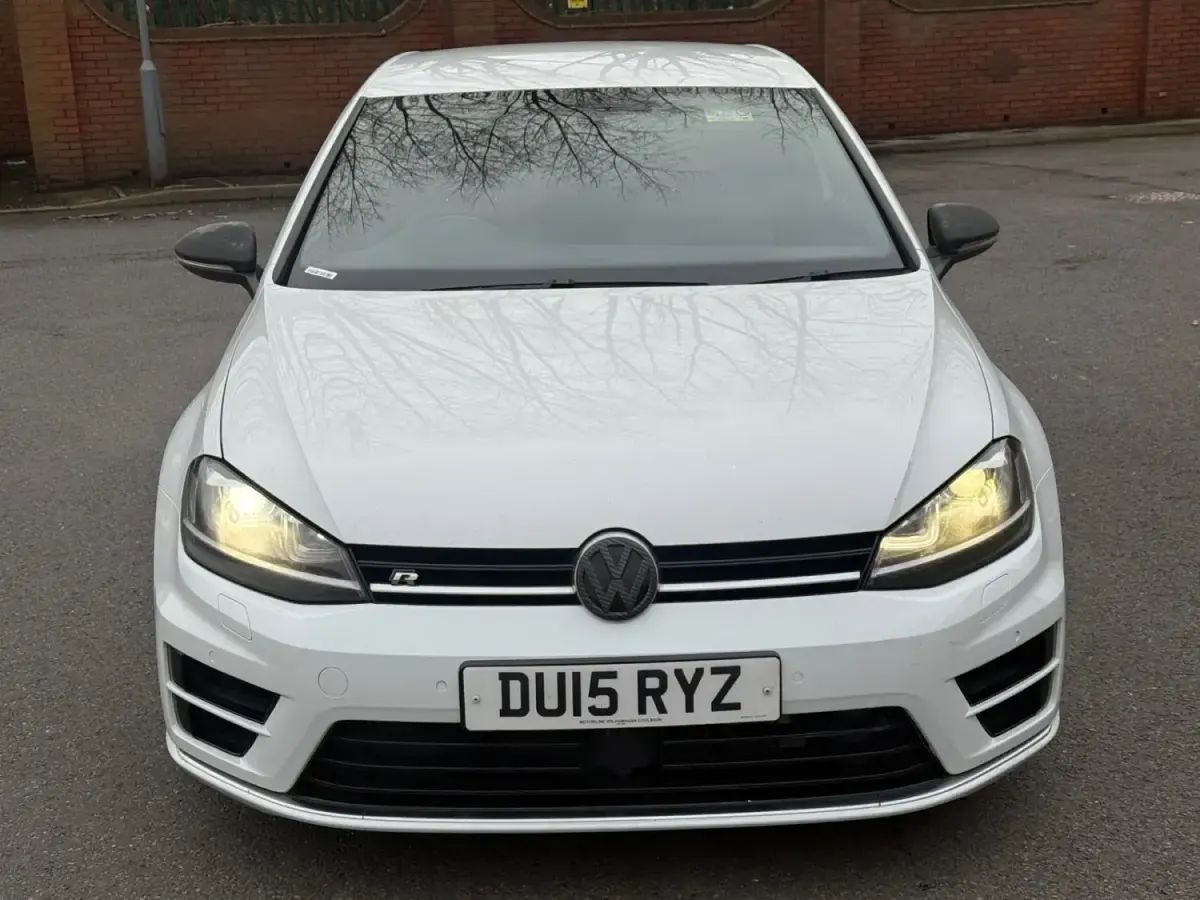 Usado VW Golf VII R 2015 Blanco Utilitario
