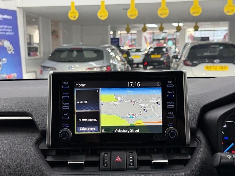 Used Toyota RAV4 Hybrid Design 2022 White SUV