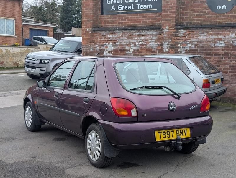 Used Ford Fiesta Zetec 1999 Purple Hatchback