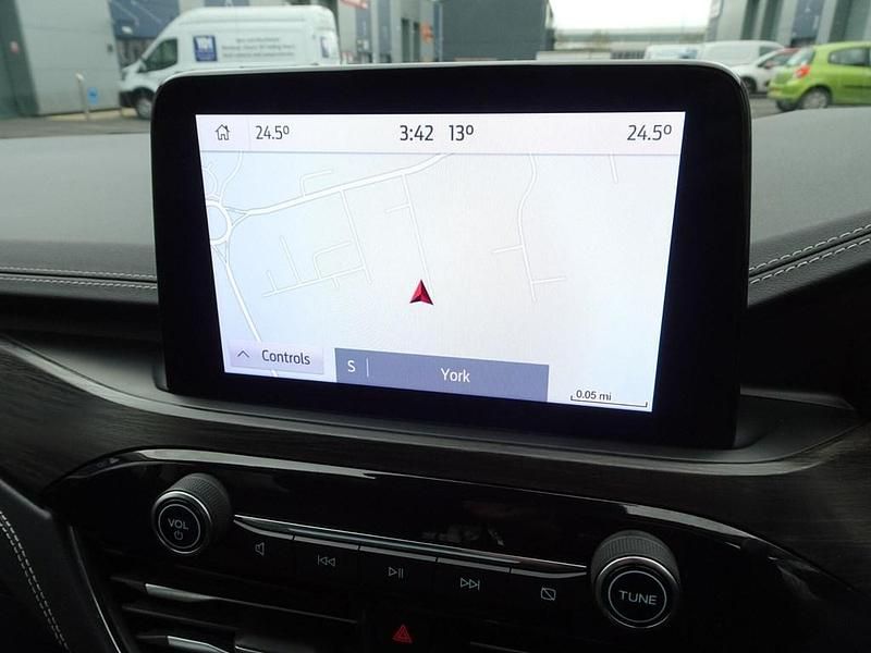 Used Ford Kuga Vignale 2021 Silver SUV