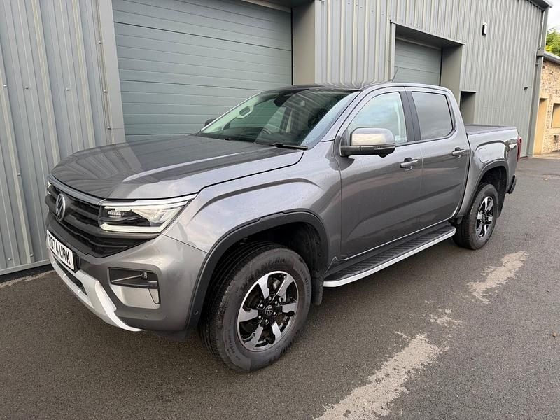 Grey Used 2024 VW Amarok Life Pickup | £29,000 (Super price) - Image 1/4