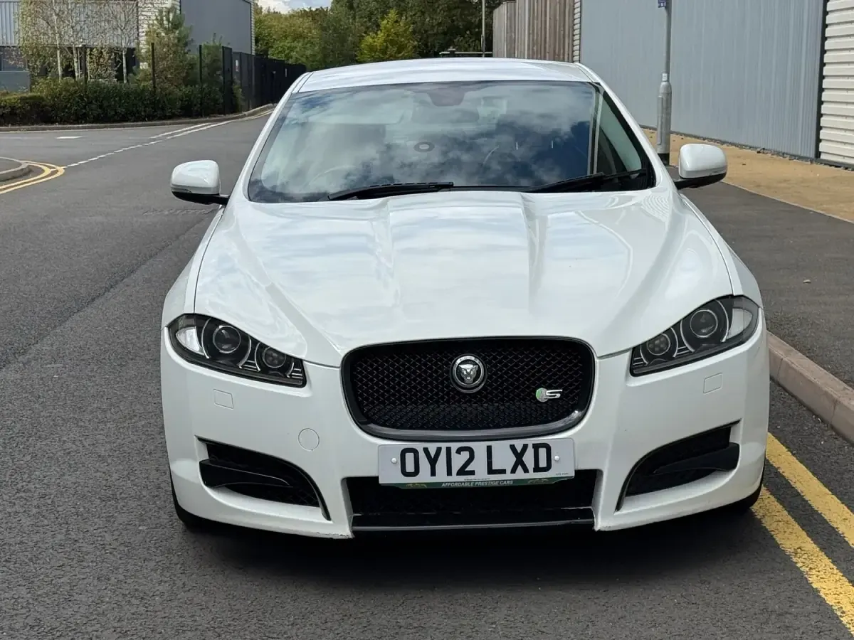 Used Jaguar XF Premium Luxury 271 HP (199 kW) 2012 White Sedan