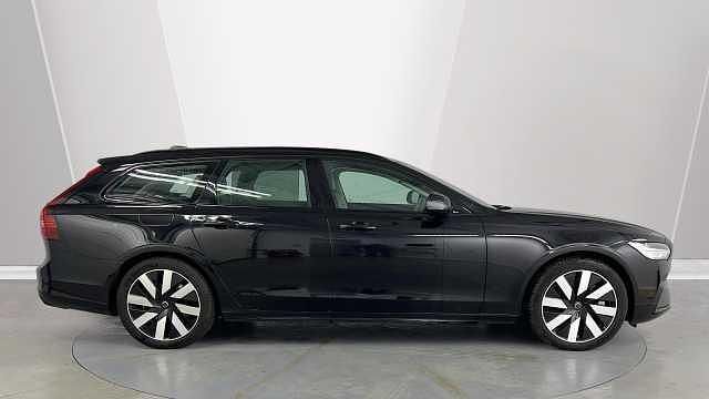 Used Volvo V90 Plus 345 HP (253 kW) 2025 Black Estate