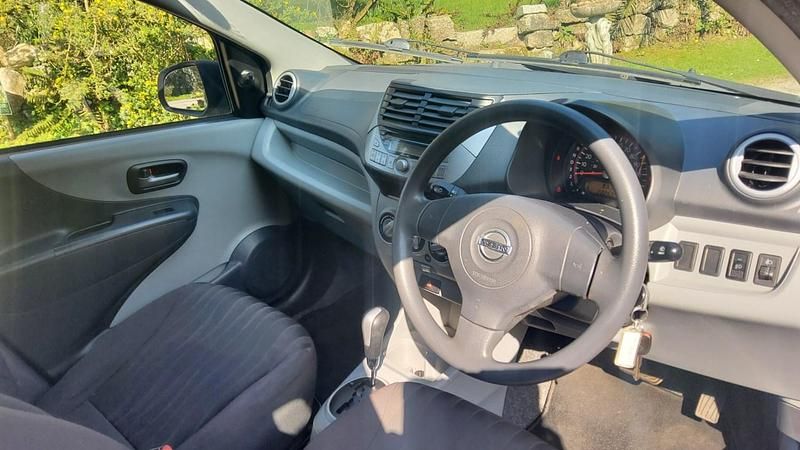 Gebraucht Nissan Pixo N-TEC 68 PS (50 kW) 2012 Grau Kleinwagen