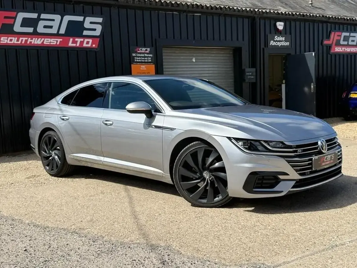 Used VW Arteon R-line 190 HP (139 kW) 2019 Silver Hatchback