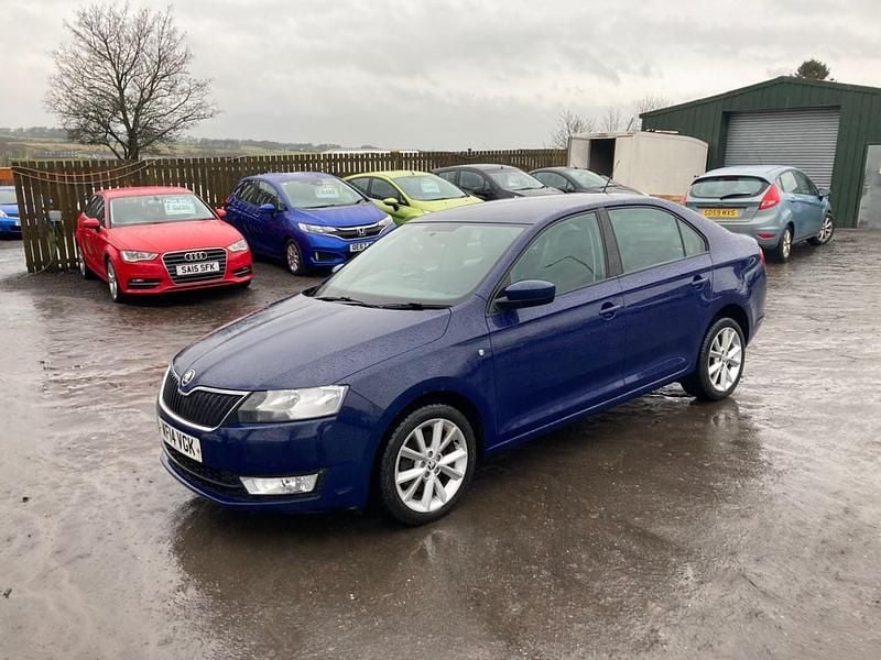 Blue Used 2014 Skoda Rapid SE Hatchback | £2,195 (Fair price) - Image 1/4