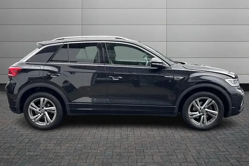 Used VW T-Roc R-line 150 HP (110 kW) 2023 Black SUV