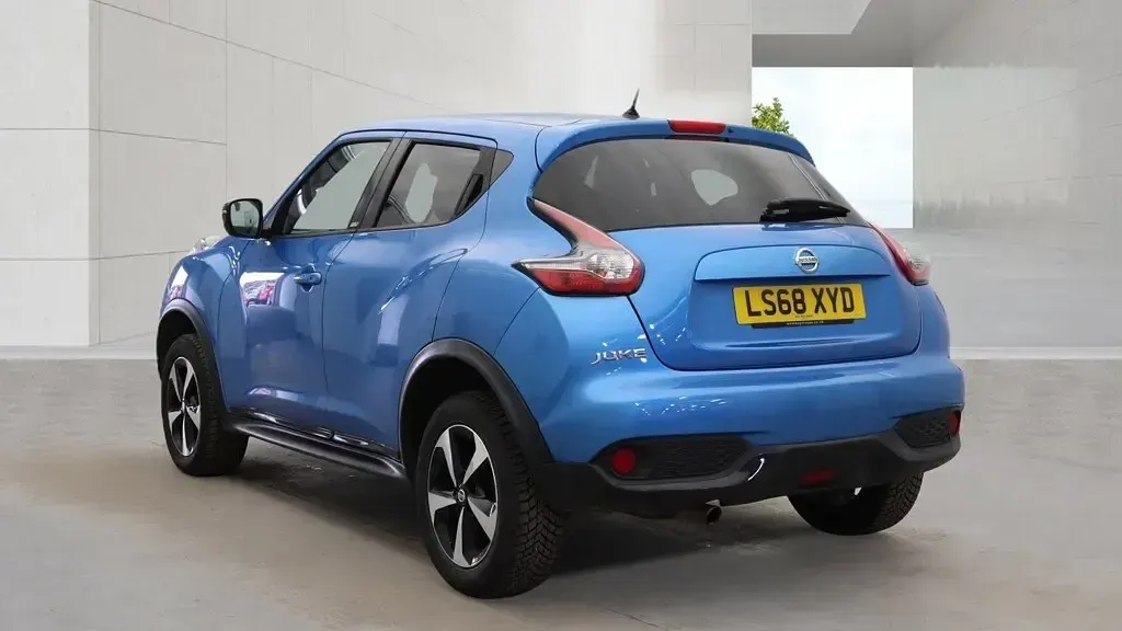 Used Nissan Juke 112 HP (82 kW) 2018 Blue SUV
